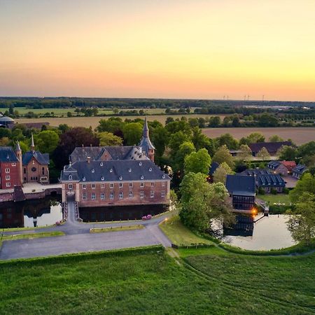 Schloss Wissen Weeze Buitenkant foto